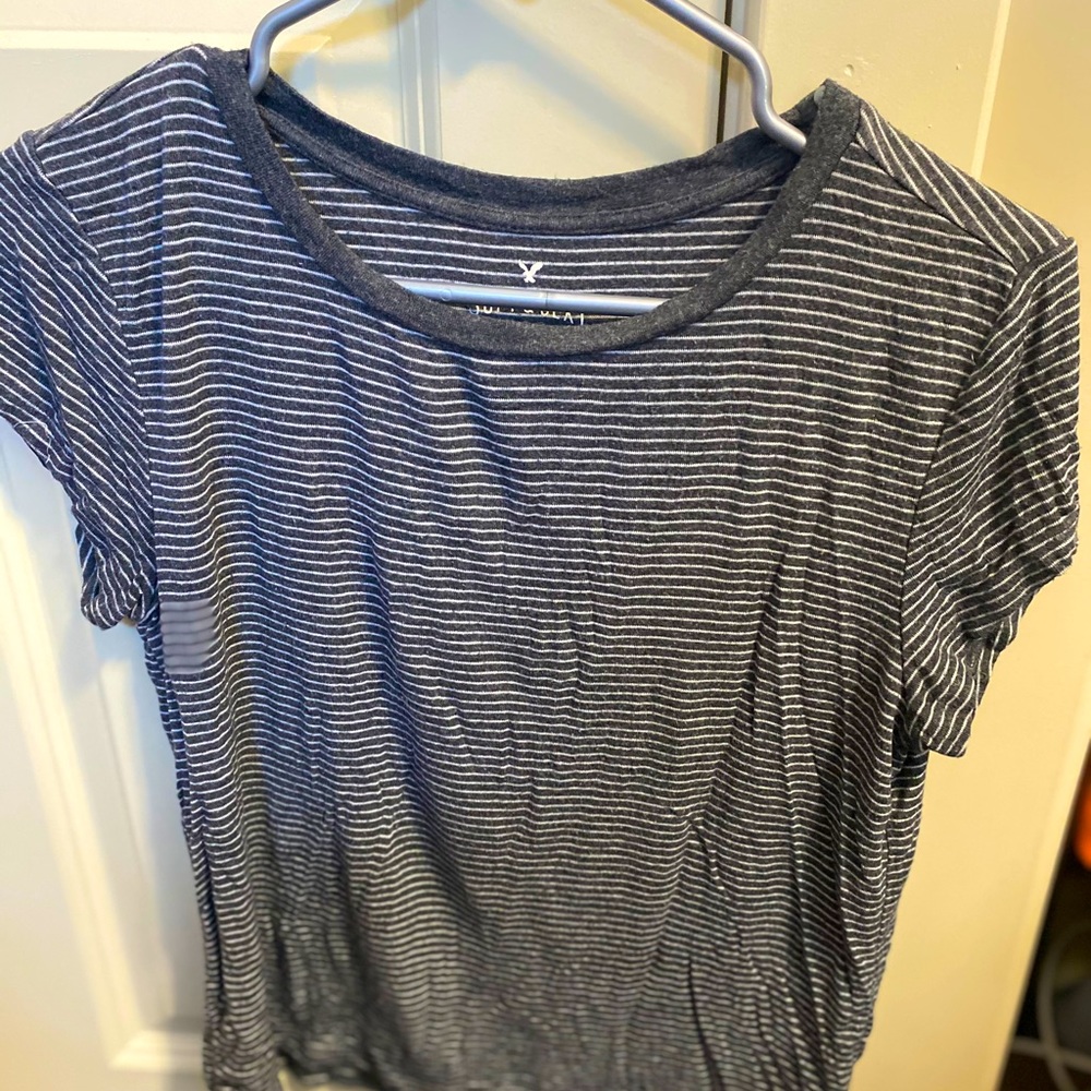 American Eagle Comfiest T